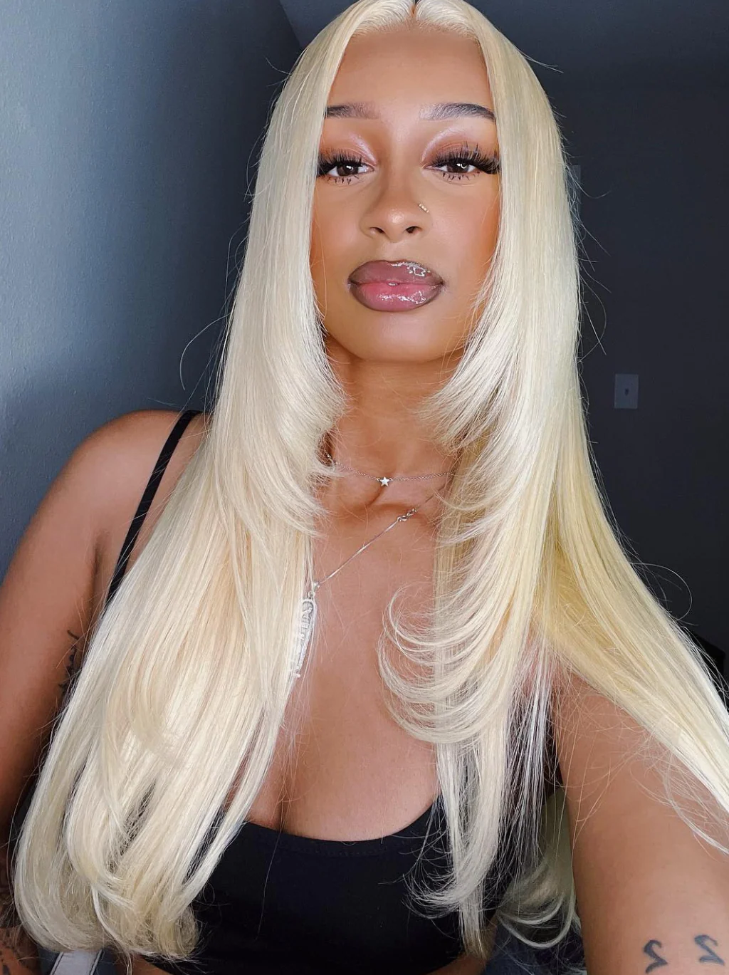 Dorsanee 200 Density 613 Blonde Layered Cut 13x4 Lace Front Straight Human Hair Wigs - Image 3