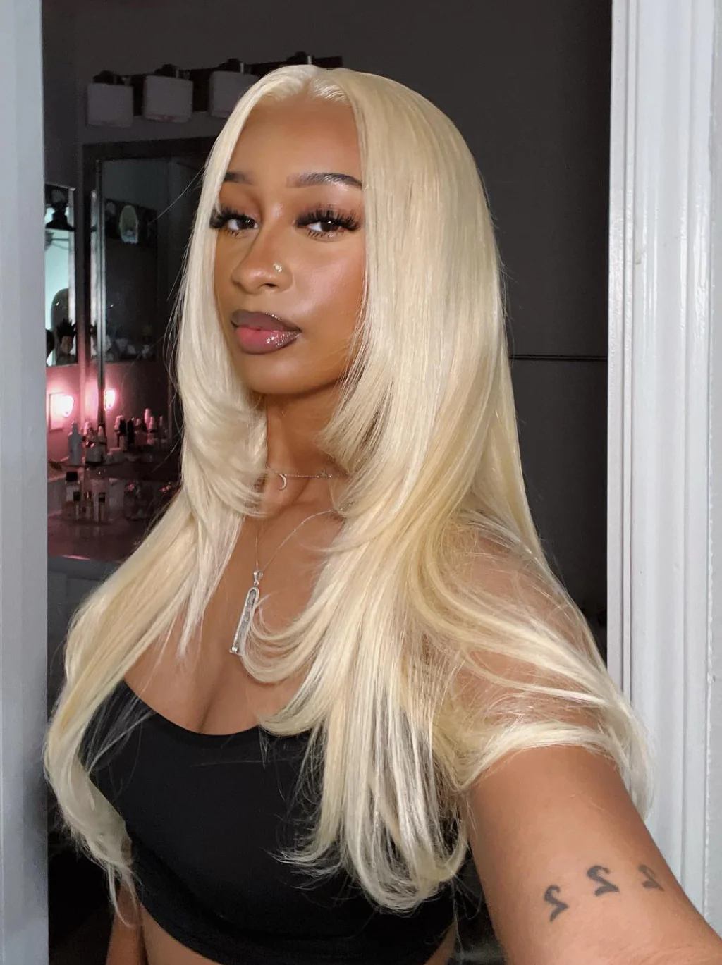 Dorsanee 200 Density 613 Blonde Layered Cut 13x4 Lace Front Straight Human Hair Wigs - Image 5