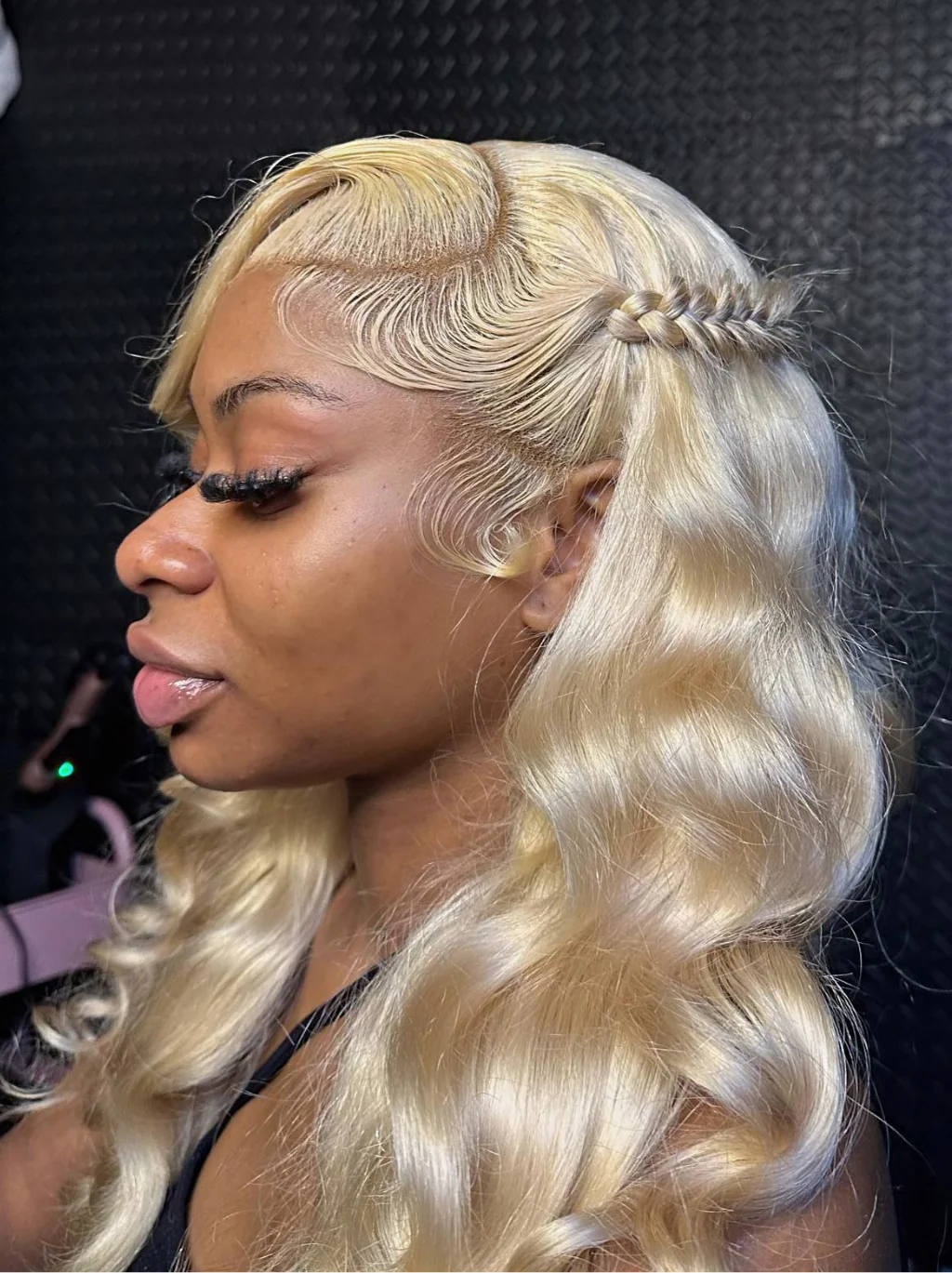 Dorsanee 200 Density 613 Blonde Wand Curls 13x4 Lace Front Loose Deep Wave Human Hair Wigs - Image 3