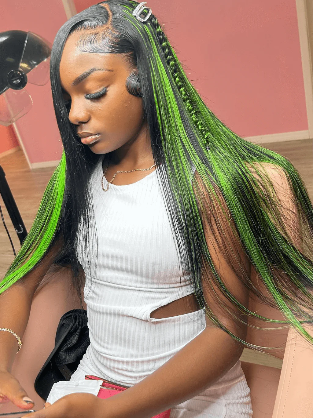 Dorsanee 30" 32" Buss Down Black With Green Highlight Straight Human Hair Wigs - Image 3