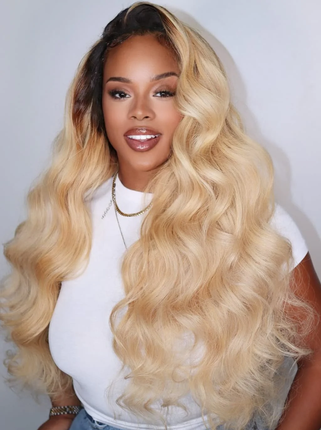 Dorsanee 613 Blonde With Dark Roots Body Wave 13x4 Lace Front Human Hair Wig - Image 4