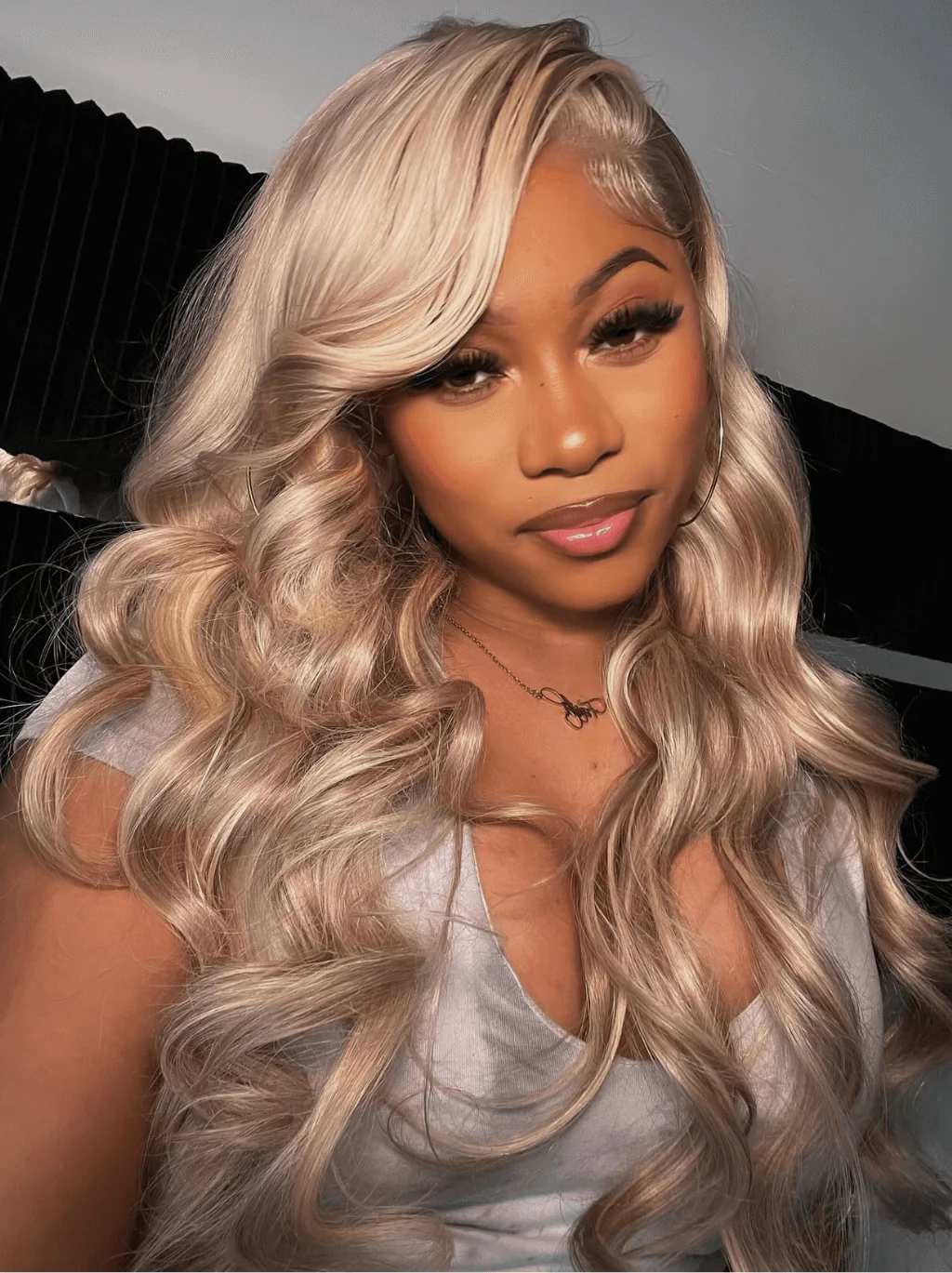 Dorsanee Balayage Blonde Light Brown Body Wave 13x4 Lace Front Human Hair Wig - Image 3