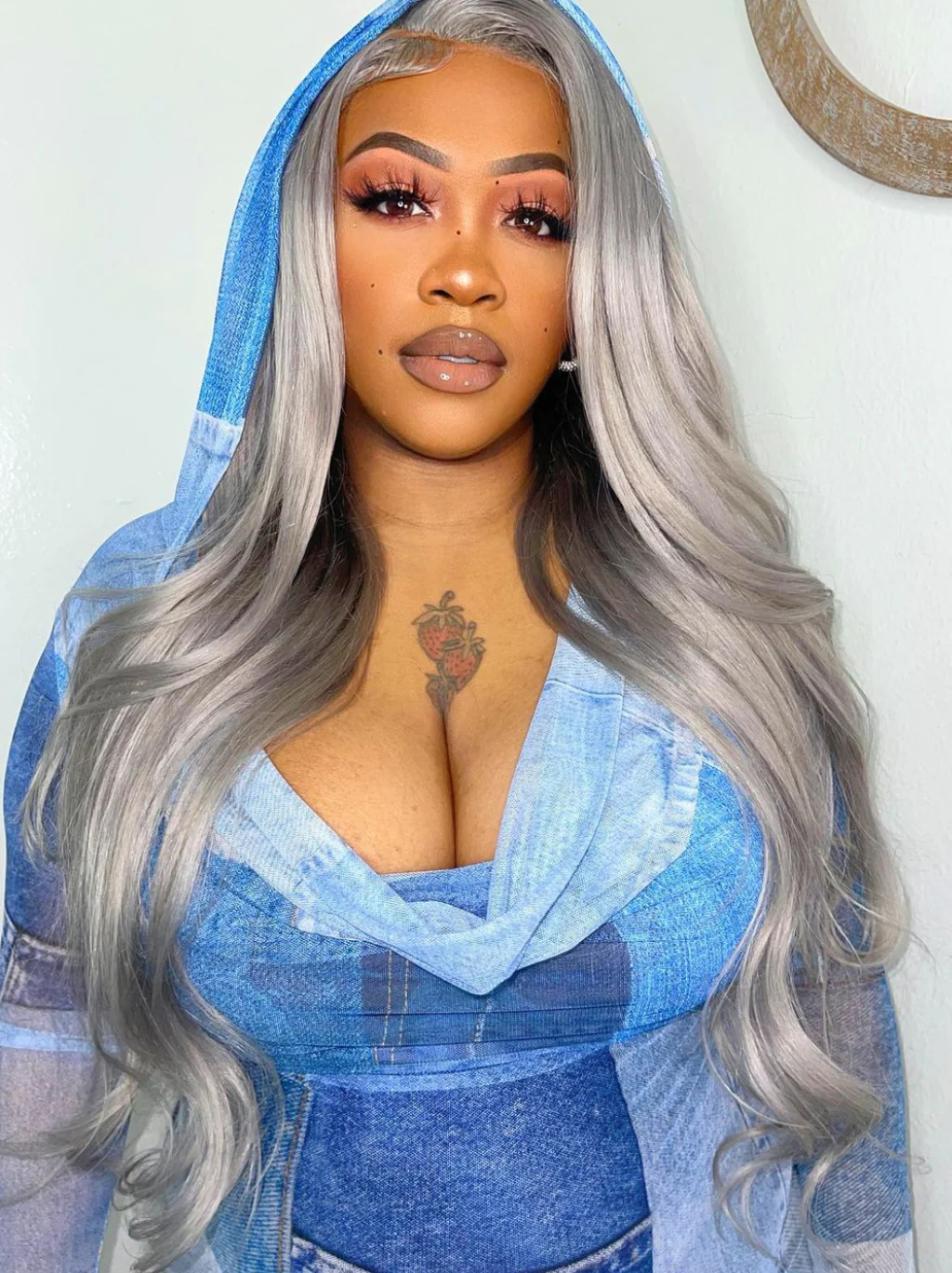 Dorsanee 200 Density Gray 13x4 Lace Front Straight Body Wave Human Hair Wigs - Image 4