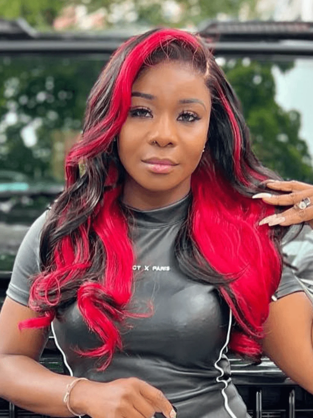Dorsanee Black With Red Streaks 13x4 Lace Front Body Wave Virgin Human Hair Wig - Image 3