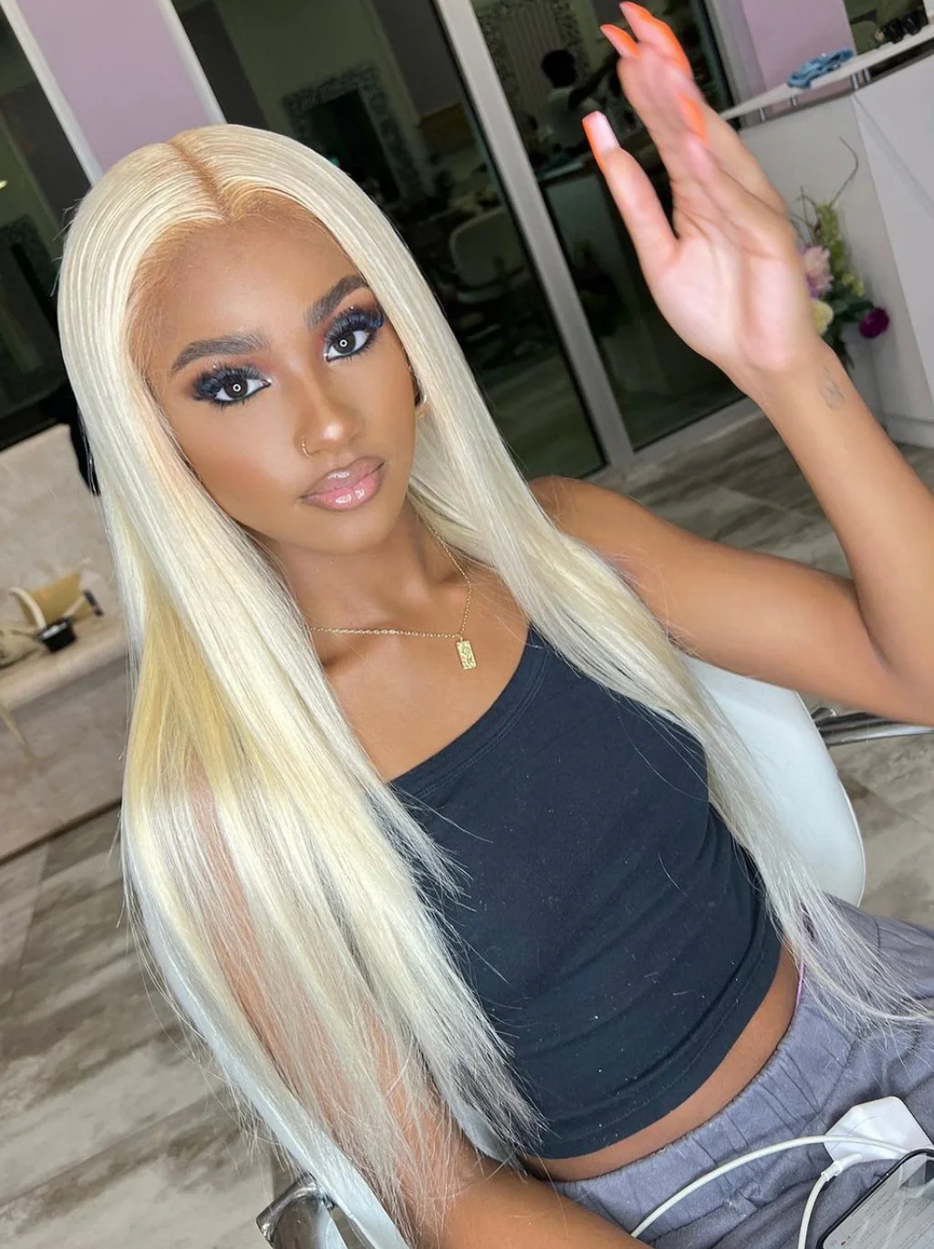 Dorsanee Blonde 613 Straight Wig 13x4 Lace Front Human Hair Wigs - Image 4