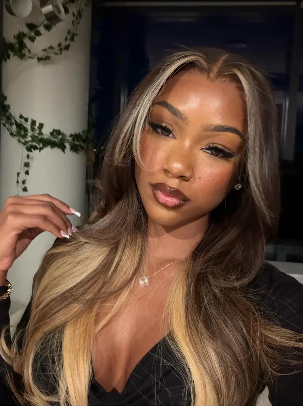 Dorsanee Chocolate Brown Honey Blonde Face-Framing Balayage 13x4 Lace Front Virgin Human Hair Wigs 200 Density - Image 2