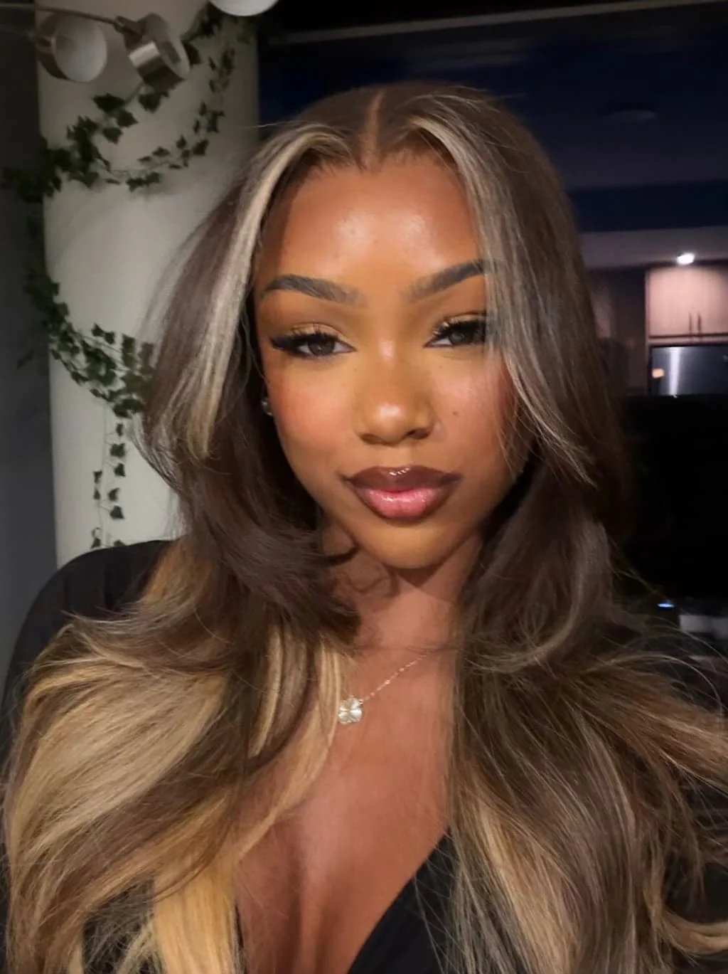 Dorsanee Chocolate Brown Honey Blonde Face-Framing Balayage 13x4 Lace Front Virgin Human Hair Wigs 200 Density - Image 4