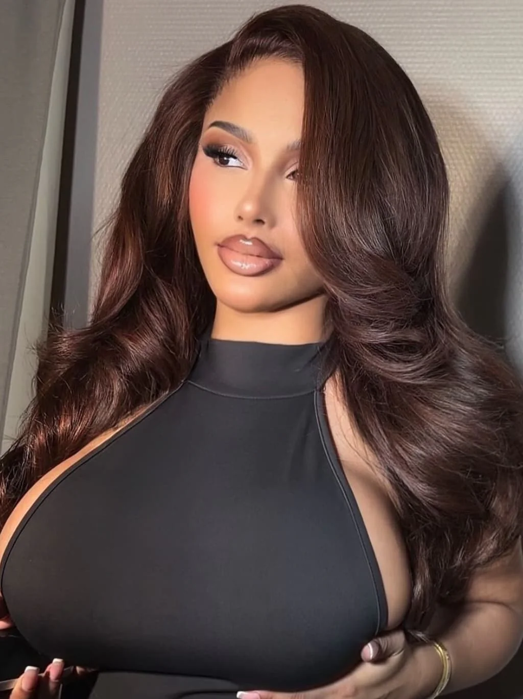 Dorsanee Chocolate Brown Wavy 13x4 Lace Front Virgin Human Hair Wigs - Image 4