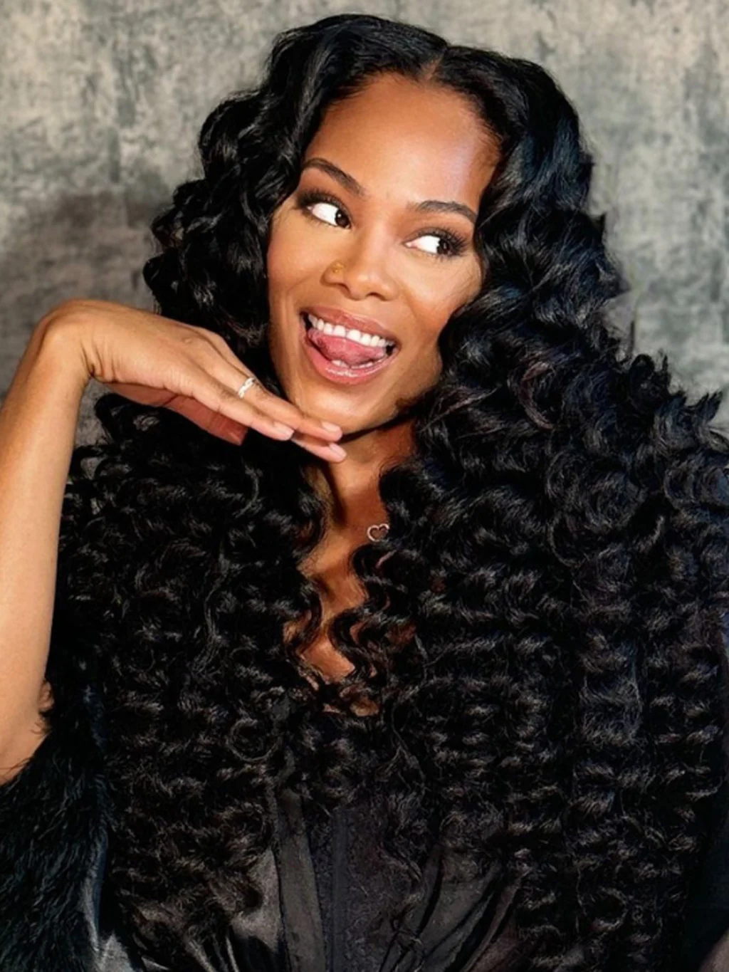 Dorsanee 250 Density Pre-plucked 13x4 HD Lace Front Wig Loose Wave Human Hair Wig - Image 3