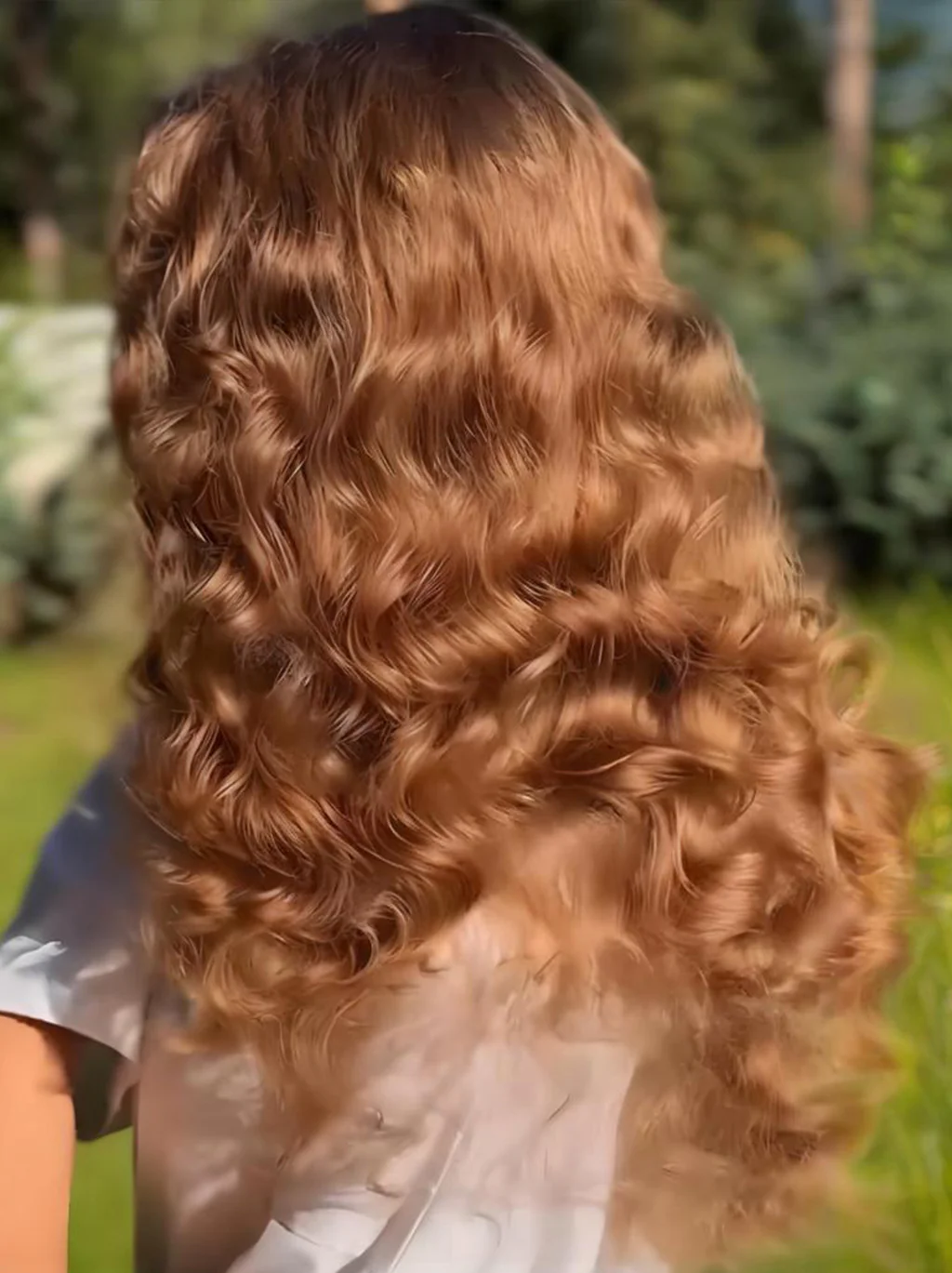Dorsanee Honey Blonde Loose Body Wave 13x4 Lace Front Human Hair Wigs - Image 3