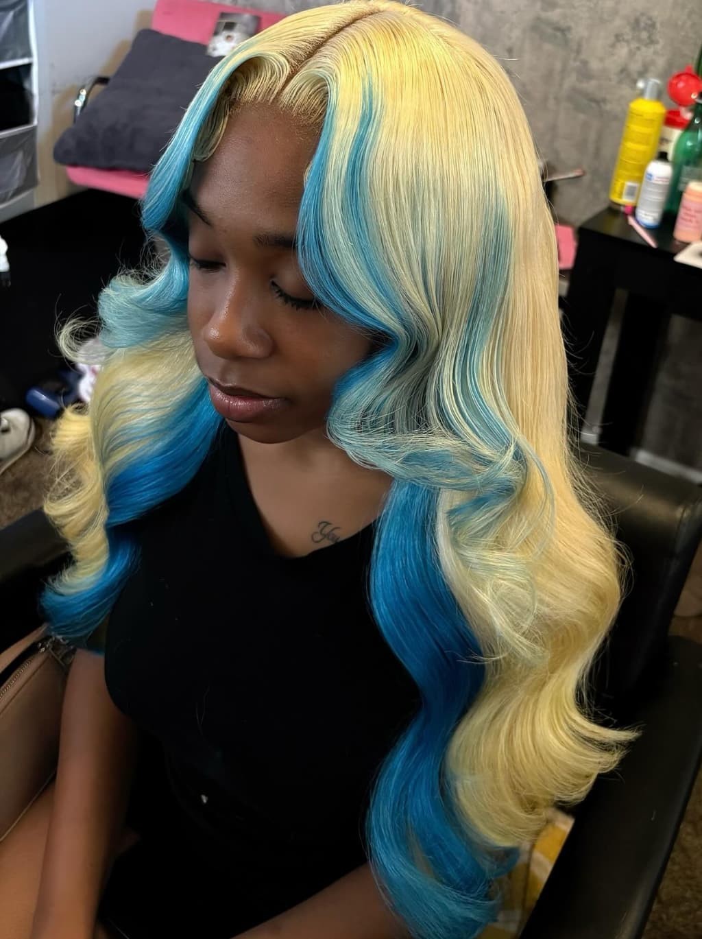 Dorsanee Ombre Blonde Blue Skunk Stripe 13x4 Lace Front Human Hair Wigs 200 Density - Image 2