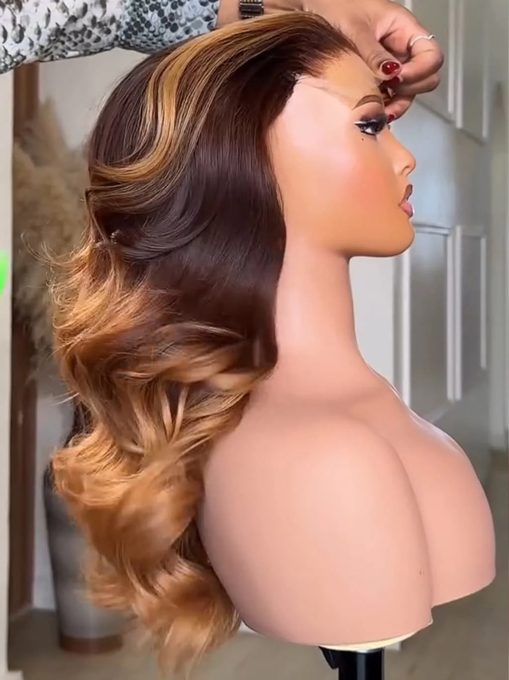 Dorsanee Ombre Deep Chestnut Brown Honey Copper Caramel Blonde Sun-kissed 13X4 Lace Front Human Hair Wigs 250 300 Density - Image 4