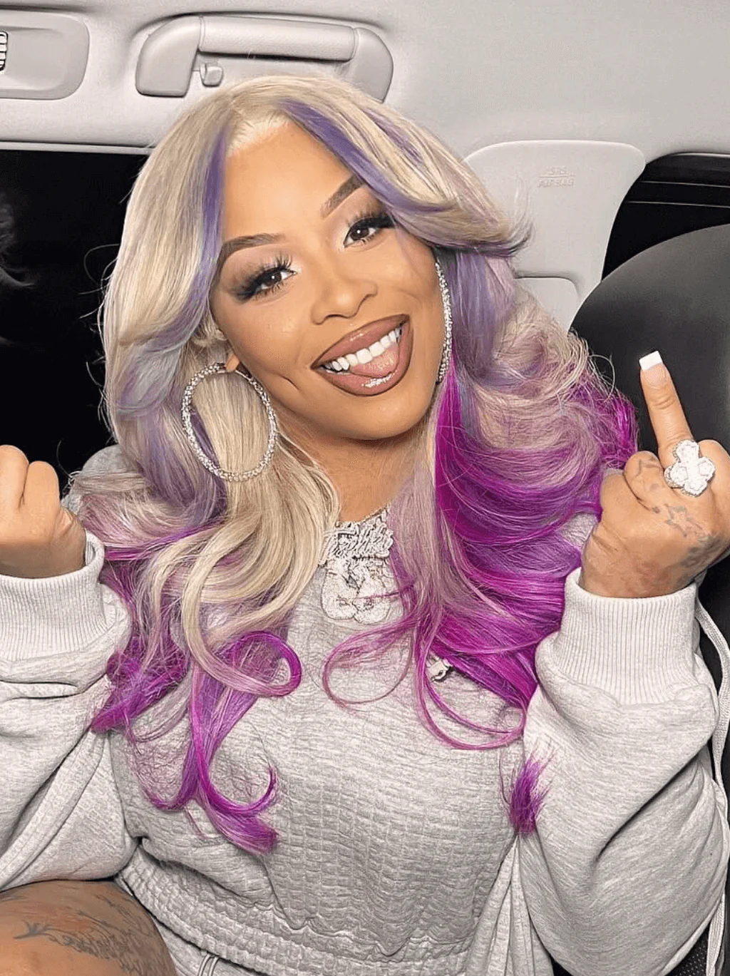 Dorsanee Ombre Gray Blonde Purple Skunk Stripe 13x4 Lace Front Human Hair Wigs - Image 2