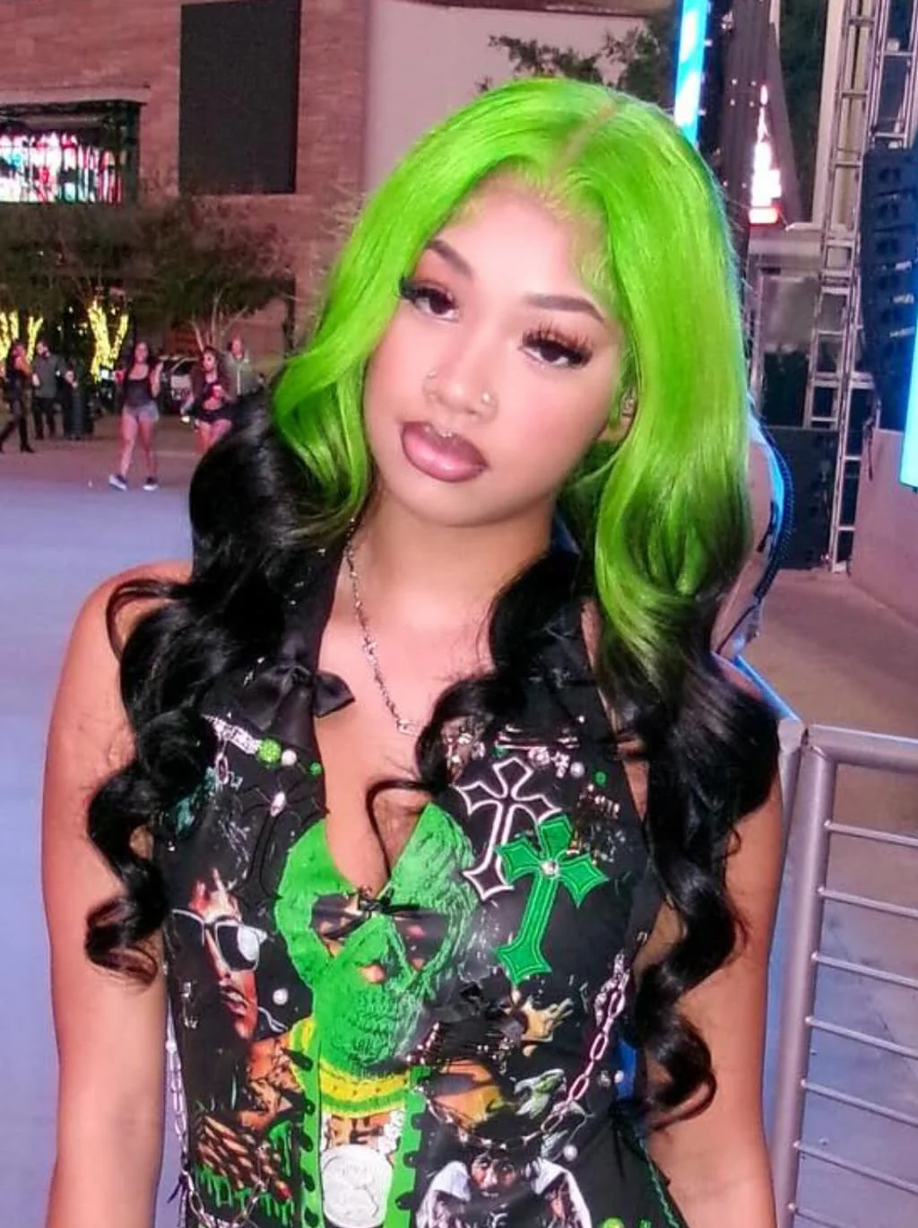 Dorsanee Ombre Green Black 13x4 Lace Front Human Hair Wigs 200 Density - Image 3
