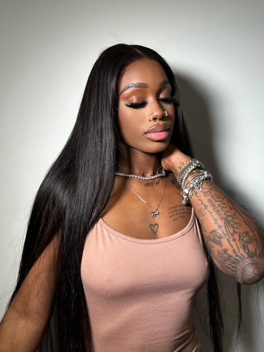 Dorsanee Big Head Friendly Large Cap 13x4 Lace Front Straight Human Hair Wigs - Image 3