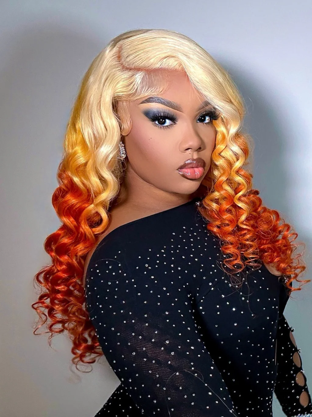 Dorsanee Reverse Ombre Blonde Ginger 13x4 Lace Front Wand Curls Human Hair Wigs - Image 5