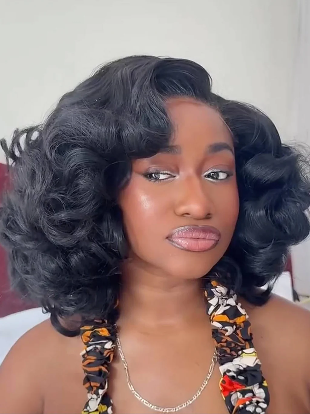 Dorsanee Shoulder Length Bouncy Loose Body Wave 13x4 HD Lace Front Bob Human Hair Wigs - Image 4