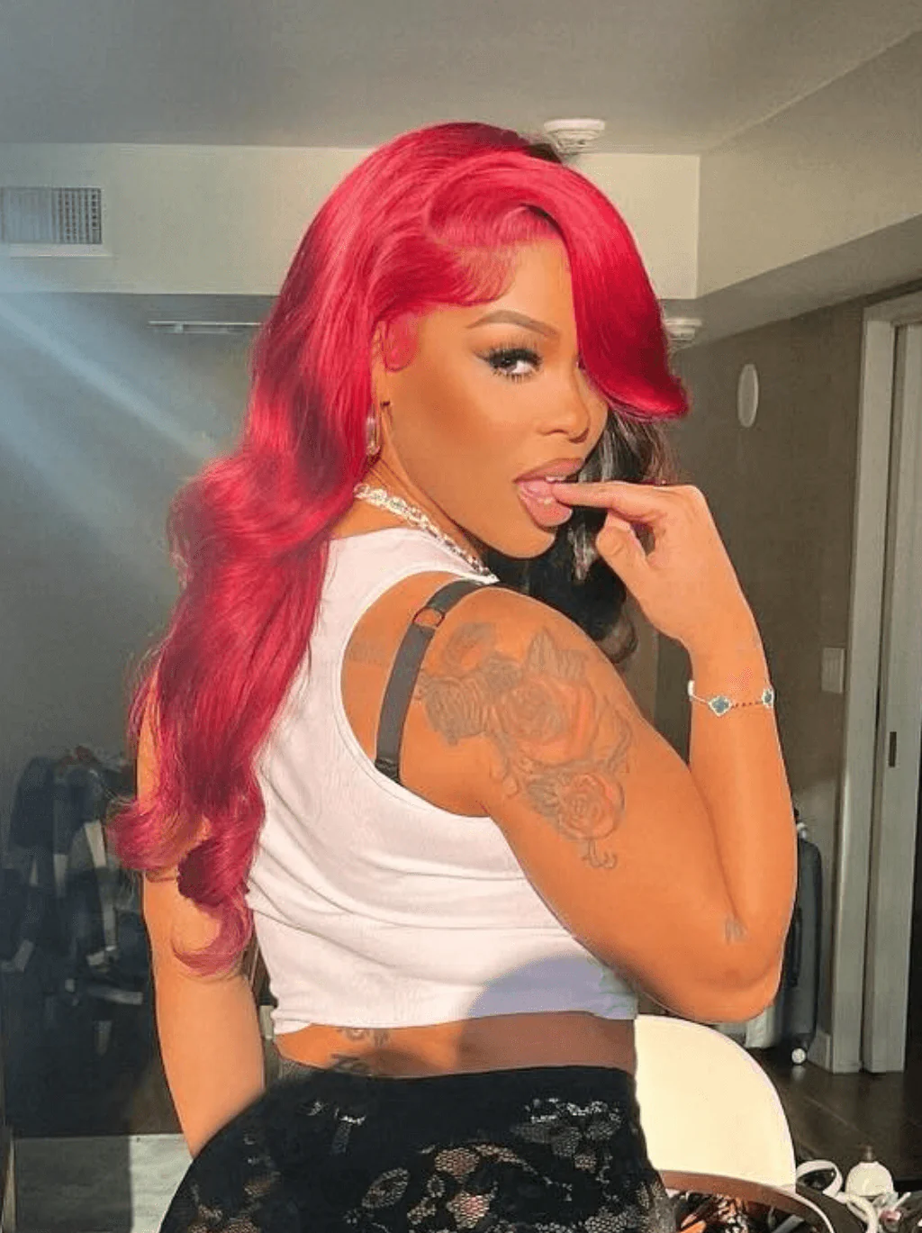 Dorsanee Split Dye Half Black Half Red Two Tones 13x4 Lace Front Human Hair Wig - Image 2
