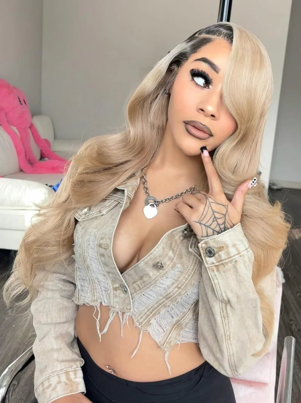 Dorsanee Strawberry Ash Blonde With Dark Roots 13x4 Lace Front Remy Human Hair Wigs - Image 2