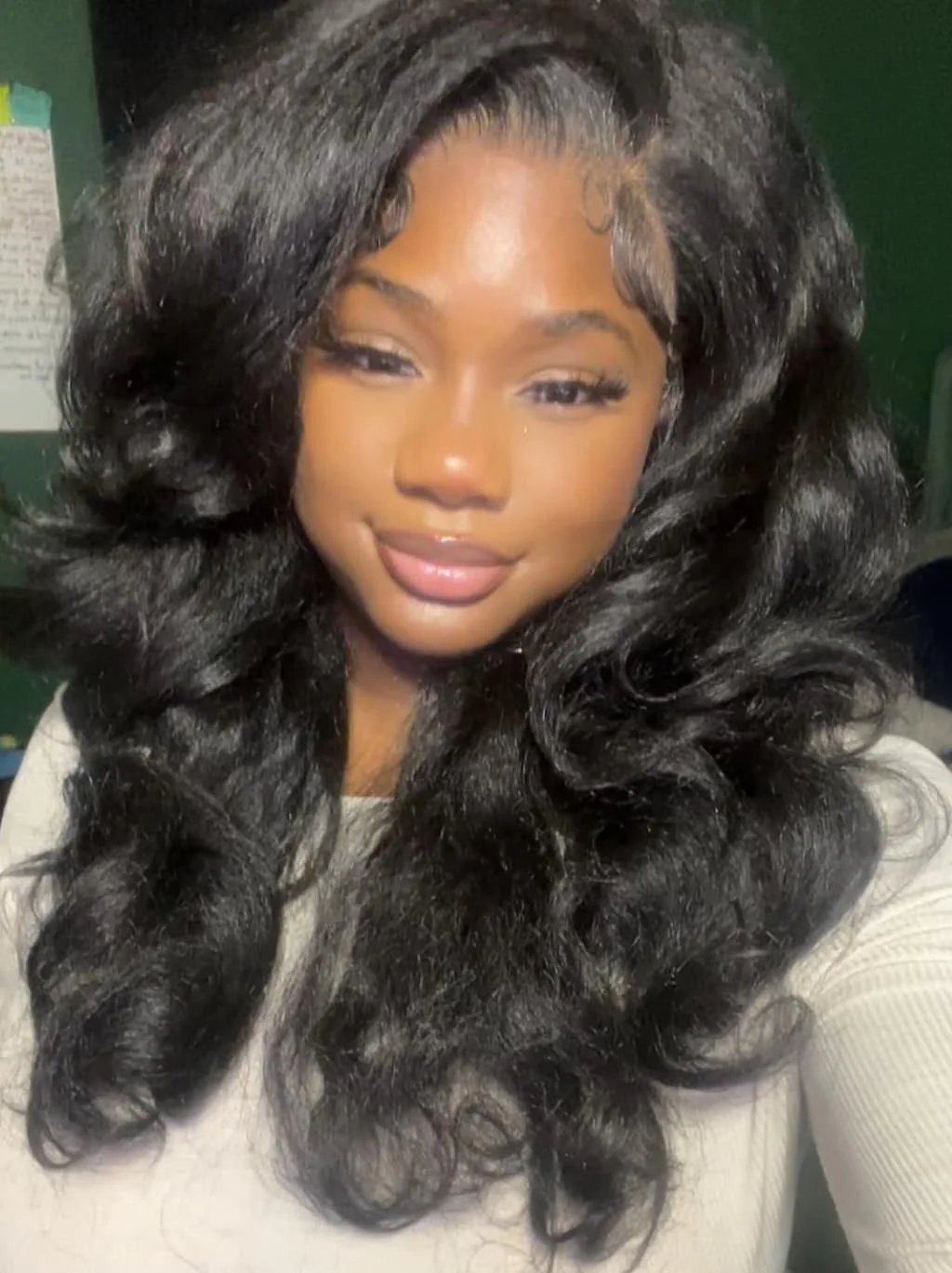 Dorsanee Yaki Natural Loose Wave 13x4 Lace Front Human Hair Wig 300 Density - Image 2